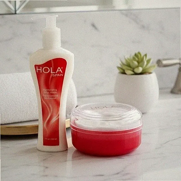 Hola Spain Gift Set(RED) 5 oz Perfumed Dusting Powder & 7 oz Moisturizing Lotion